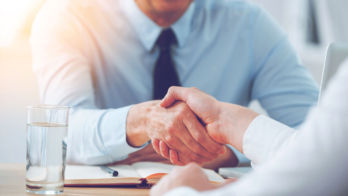 Collabora con noi