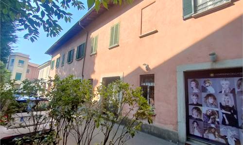 Monolocale piu' servizi arredato