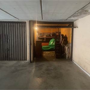 Garage for Sale in Lissone