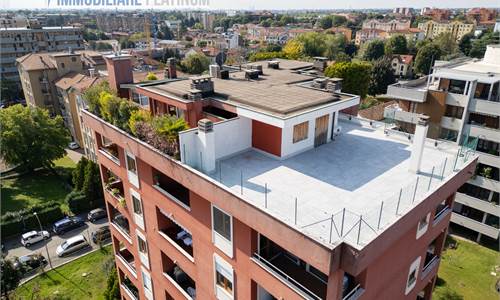 3 locali In Vendita a Monza