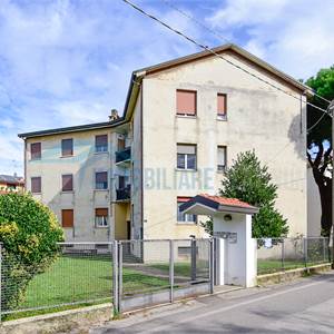 Garage In Vendita a Albiate