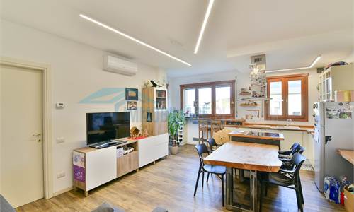 SPLENDITO BILOCALE IN CLASSE B FINEMENTE ARREDATO