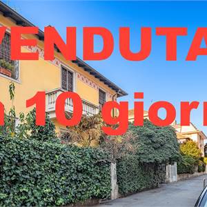 Villa for Sale in Milano