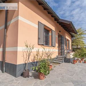 Villa for Sale in Macherio