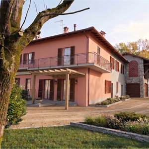 Porzione di Casa In Vendita a Cremella