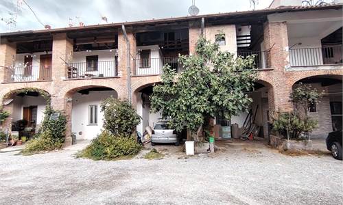 Bilocale in corte 