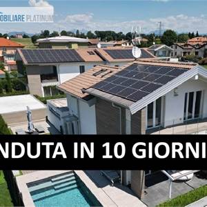 Villa In Vendita a Triuggio