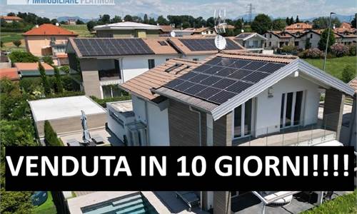SPENDIDA VILLA SINGOLA CON PISCINA