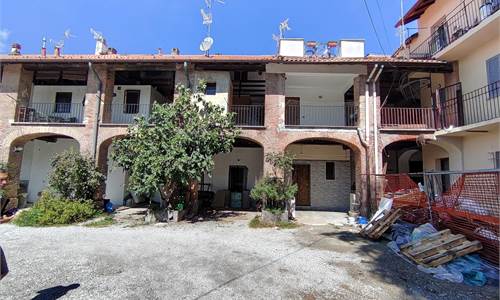 Bilocale in corte 