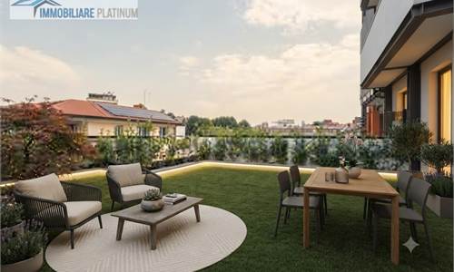 AMPIO 4 LOCALI CON GIARDINO!