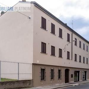 1 locale In Vendita a Macherio